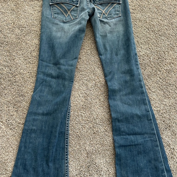 William Rast size 24 - Picture 3 of 4